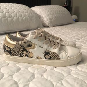 Steve Madden sneakers
